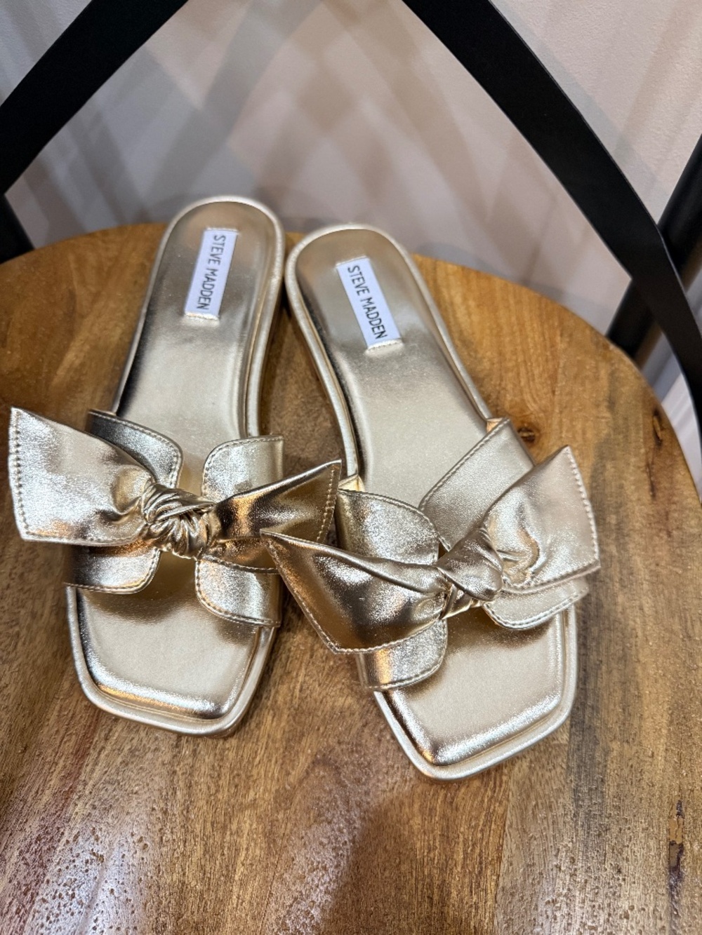 Steve Madden Metallic Gold Bow Slide Sandals - Size 9